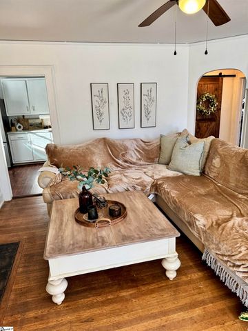 102 Mcmakin Drive, Greenville, SC 29617