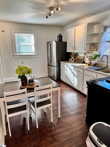 102 Mcmakin Drive, Greenville, SC 29617