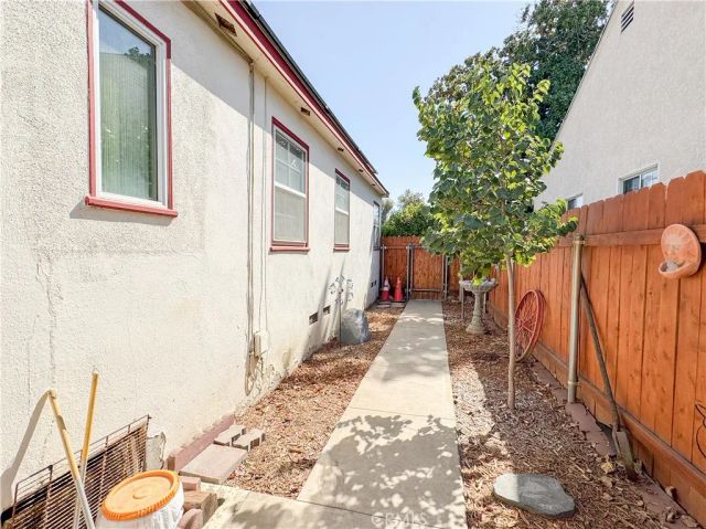 1653 Olive Street, Bakersfield, CA 93301