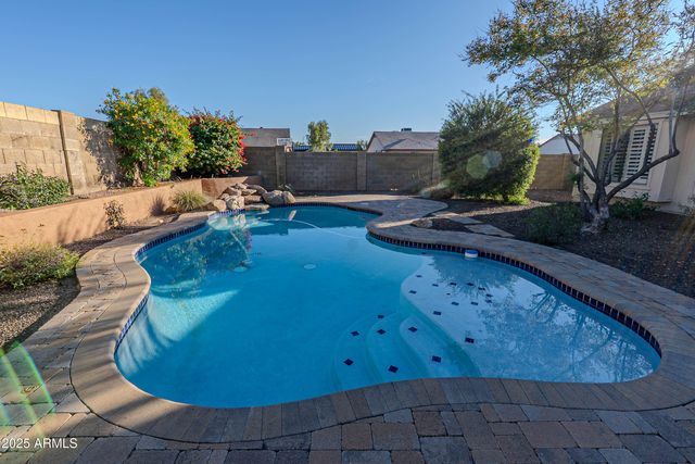 17631 N 42ND Drive, Glendale, AZ 85308
