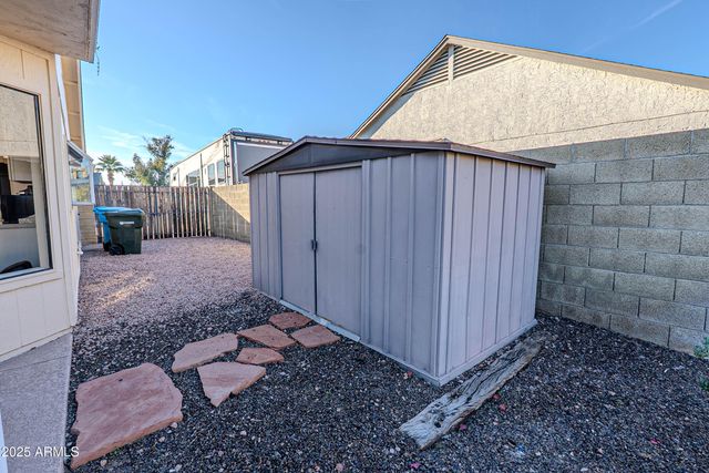 17631 N 42ND Drive, Glendale, AZ 85308