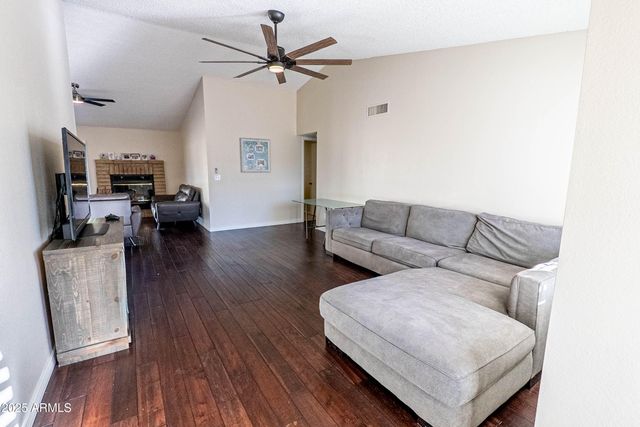 17631 N 42ND Drive, Glendale, AZ 85308