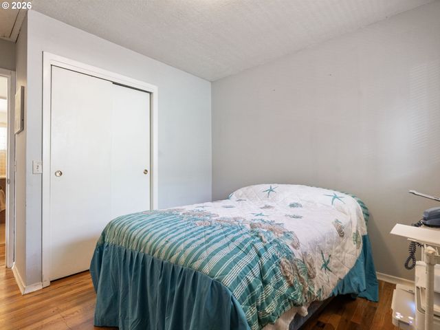 11726 Se OAK St, Portland, OR 97216