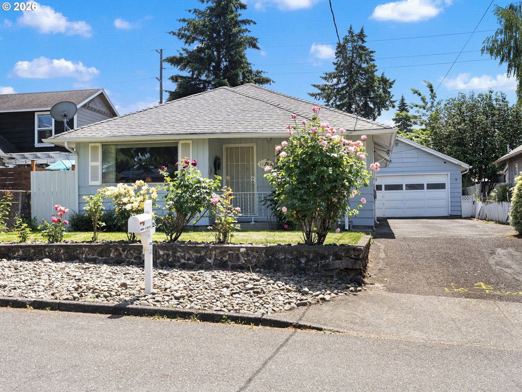 11726 Se OAK St, Portland, OR 97216