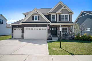 2119 Easton Park Drive, Chesterton, IN 46304