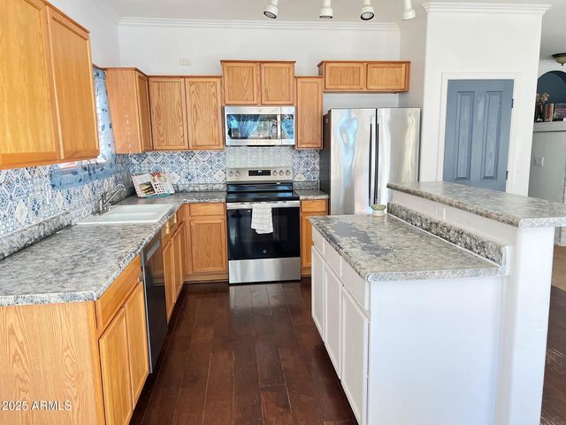 45353 W SANDHILL Road, Maricopa, AZ 85139