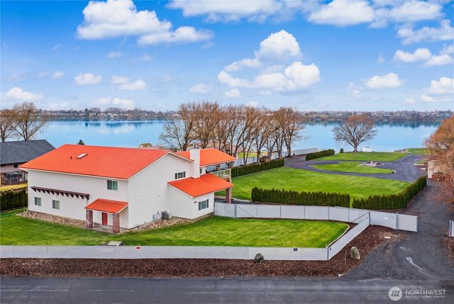 3062 Wildgoose Road NE, Moses Lake, WA 98837