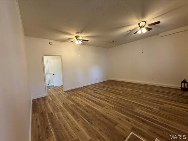 13811 Highway O, Dixon, MO 65459