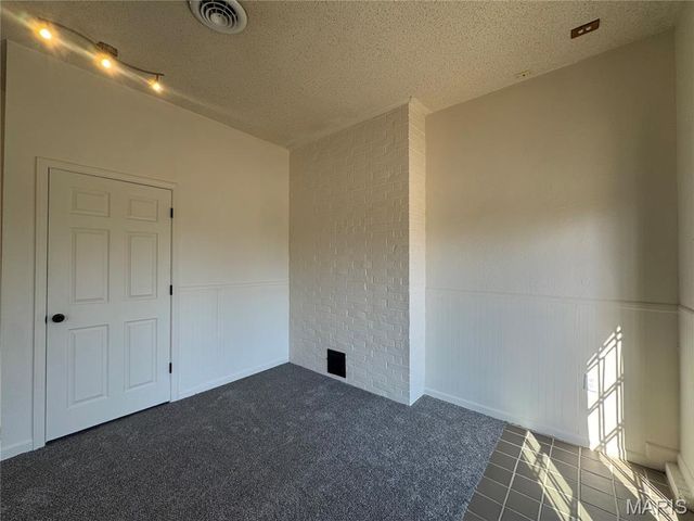 13811 Highway O, Dixon, MO 65459