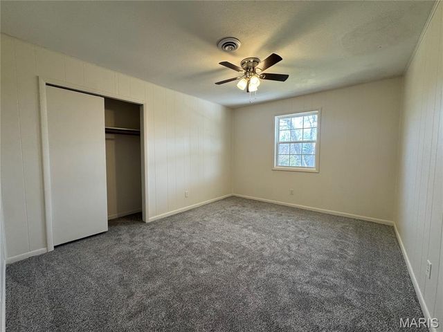 13811 Highway O, Dixon, MO 65459