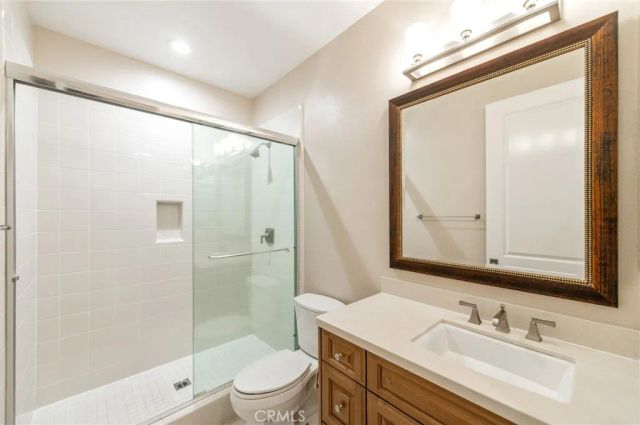 55 Hazelton, Irvine, CA 92620