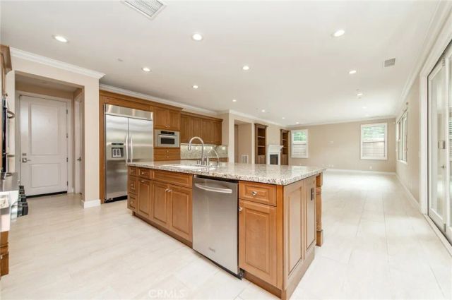 55 Hazelton, Irvine, CA 92620