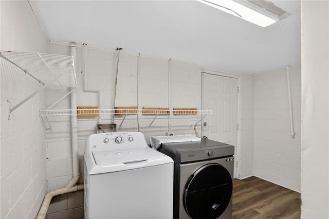 1127 Moores Mill NW Road, Atlanta, GA 30327