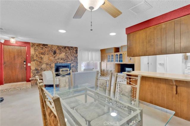 7929 Mono, Hesperia, CA 92345