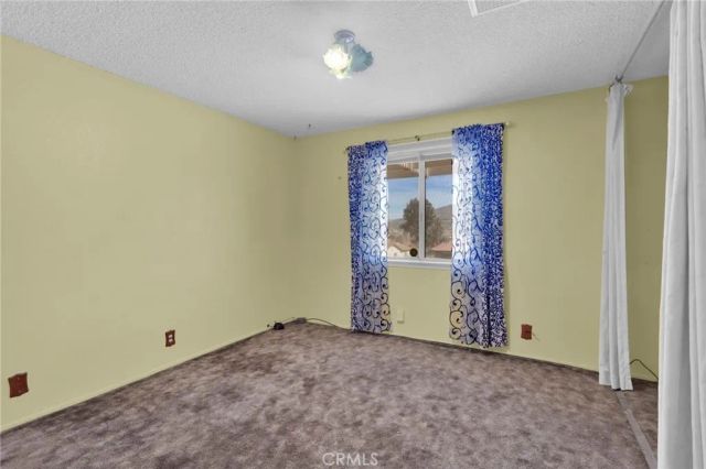 7929 Mono, Hesperia, CA 92345