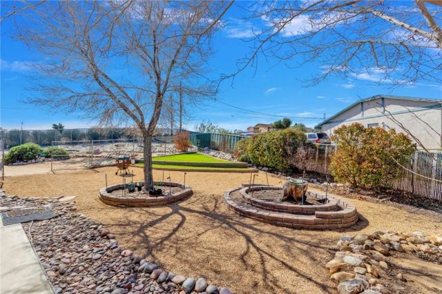 7929 Mono, Hesperia, CA 92345