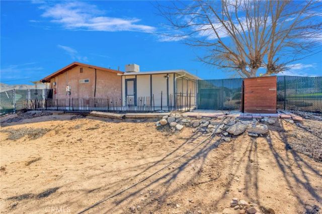 7929 Mono, Hesperia, CA 92345