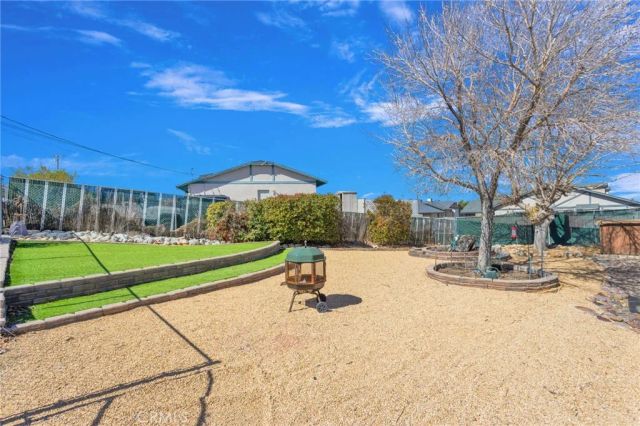 7929 Mono, Hesperia, CA 92345