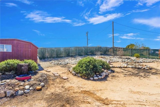 7929 Mono, Hesperia, CA 92345