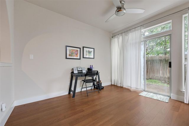 12287 Abbey Glen LN D-1, Austin, TX 78753