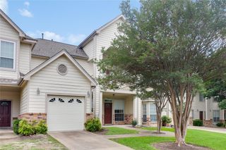 12287 Abbey Glen LN D-1, Austin, TX 78753
