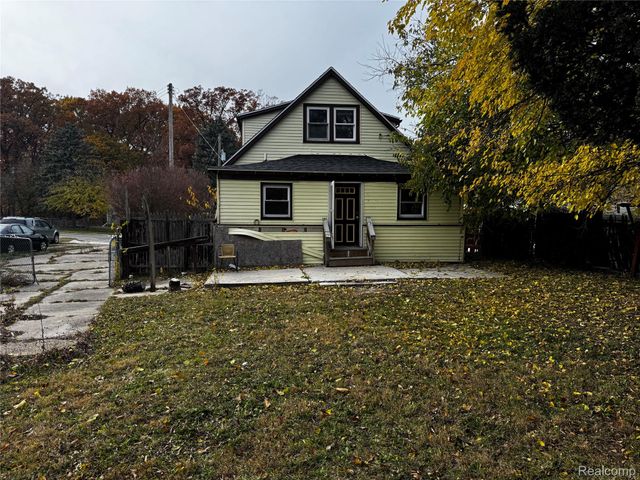 637 S Clemens Avenue, Lansing, MI 48912