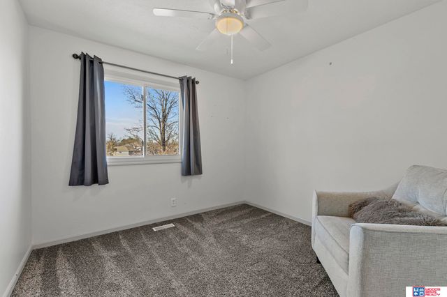 5021 London Road, Lincoln, NE 68516