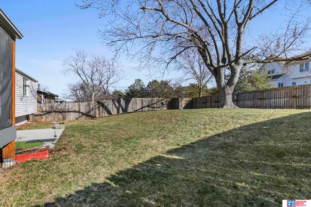 5021 London Road, Lincoln, NE 68516