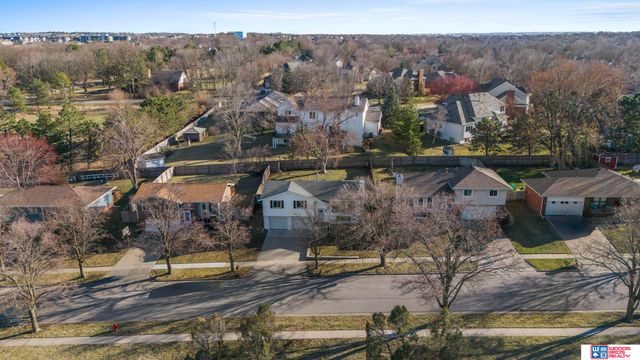 5021 London Road, Lincoln, NE 68516