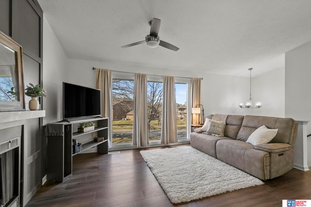 5021 London Road, Lincoln, NE 68516