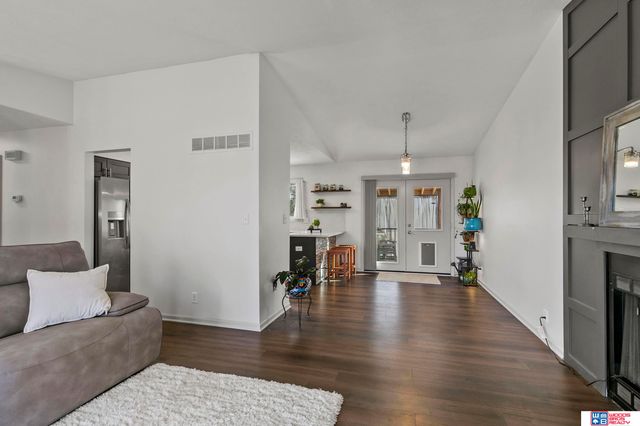 5021 London Road, Lincoln, NE 68516