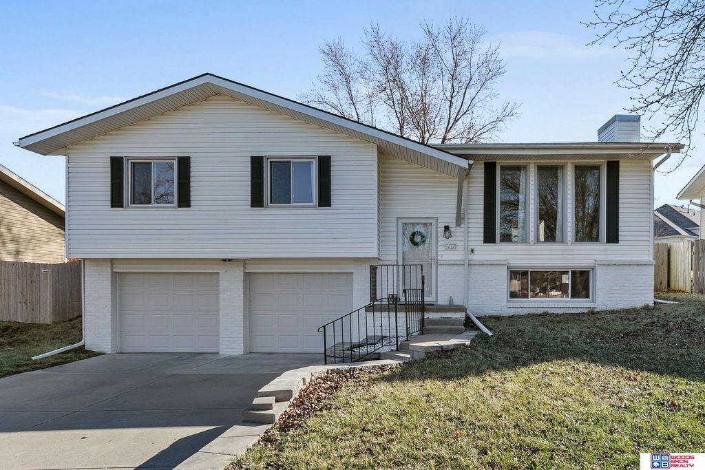 5021 London Road, Lincoln, NE 68516