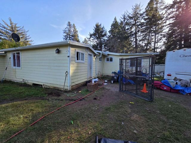 2065 Old Mill Road, Crescent City, CA 95531