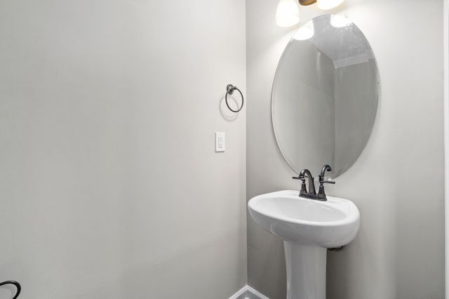 1019 Glenkirk Dr Unit A, Clarksville, TN 37042