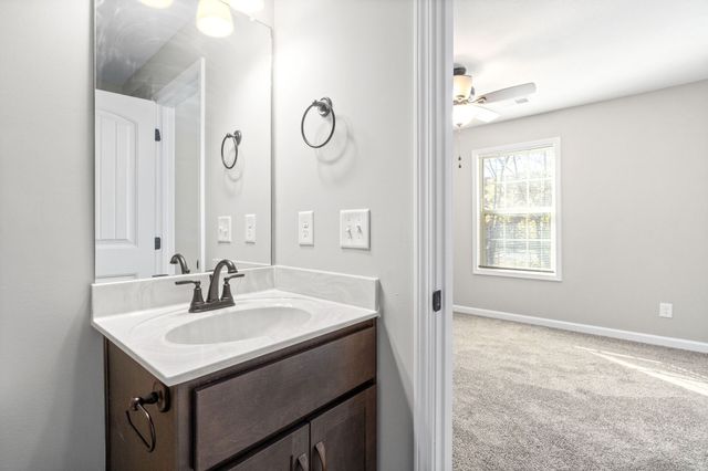 1019 Glenkirk Dr Unit A, Clarksville, TN 37042