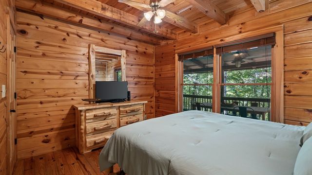 360 Black Dog Trail, Morganton, GA 30560