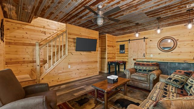 360 Black Dog Trail, Morganton, GA 30560