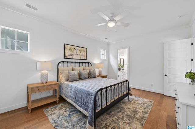 4502 VILLAGE GREEN WAY, Hoover, AL 35226