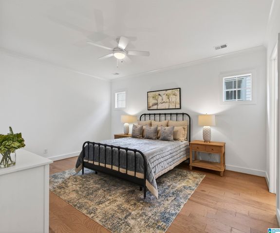 4502 VILLAGE GREEN WAY, Hoover, AL 35226