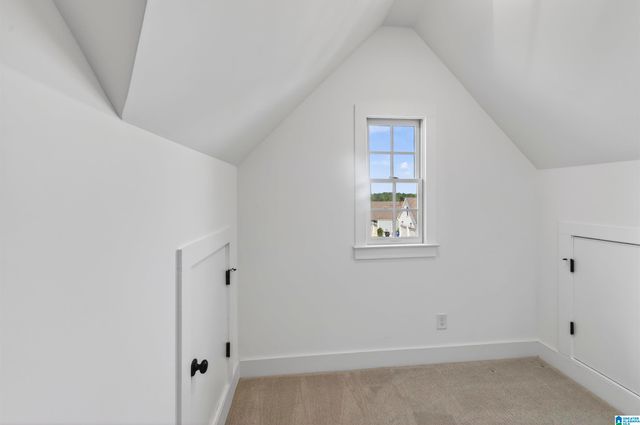 4502 VILLAGE GREEN WAY, Hoover, AL 35226