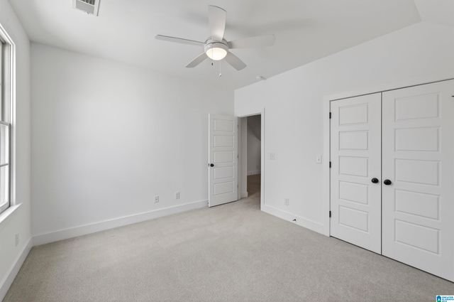 4502 VILLAGE GREEN WAY, Hoover, AL 35226