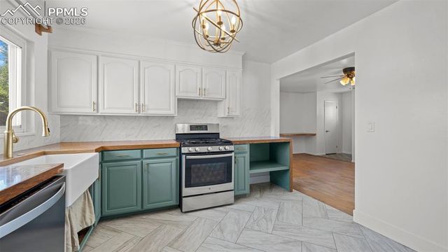 109 Davie Drive, Colorado Springs, CO 80911