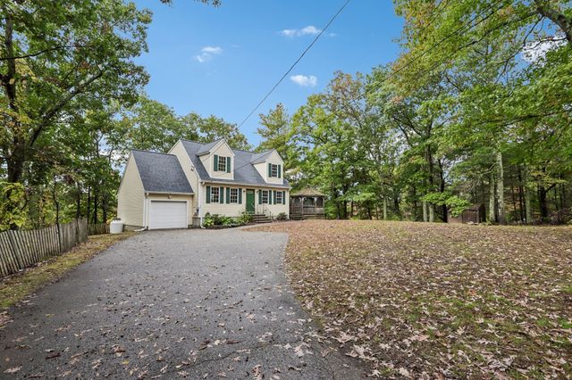 34 Cork Cir, Millville, MA 01529