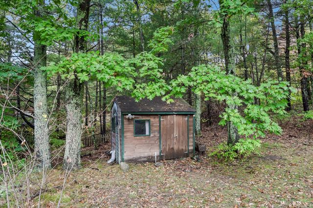 34 Cork Cir, Millville, MA 01529
