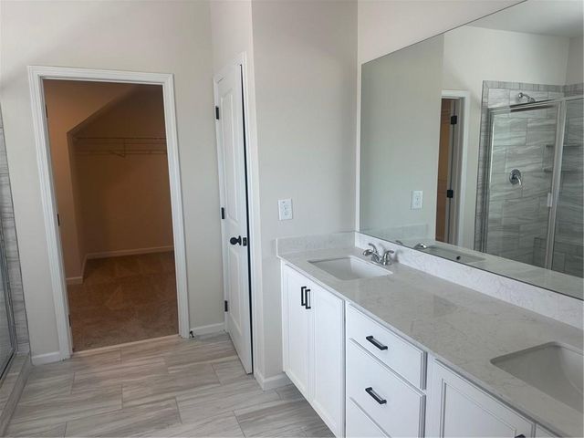 157 Longhorn Way, Auburn, GA 30102