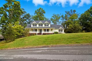 4040 Roundtop Drive, Sevierville, TN 37862
