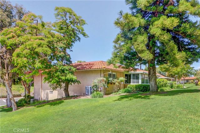 3021 Via Buena Vista O, Laguna Woods, CA 92637