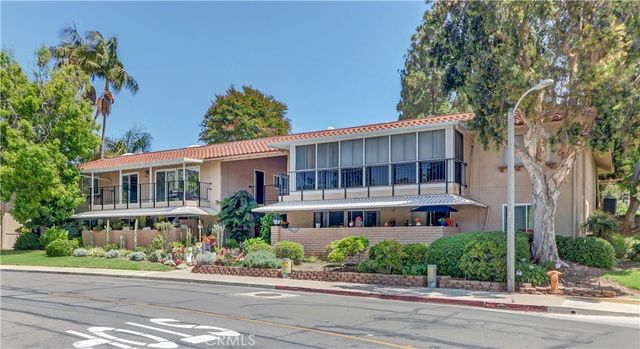 3021 Via Buena Vista O, Laguna Woods, CA 92637