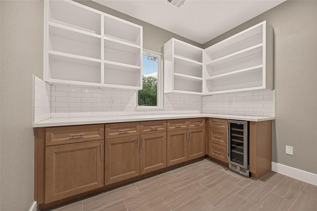 16297 Briarwood Drive, Plantersville, TX 77363
