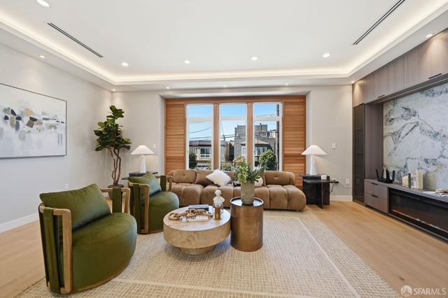 2124 18th Avenue, San Francisco, CA 94116